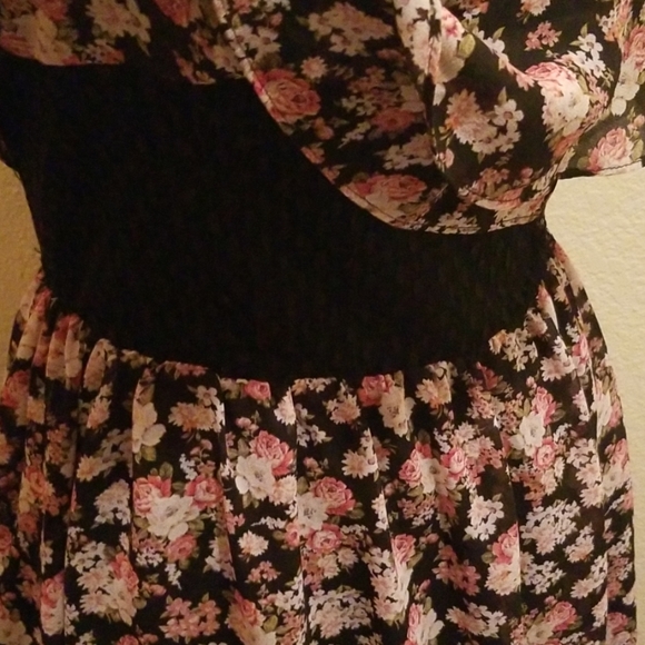 EUC Forever 21 mini dress - Picture 2 of 5